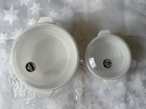 Microwave bowl with - with, vented